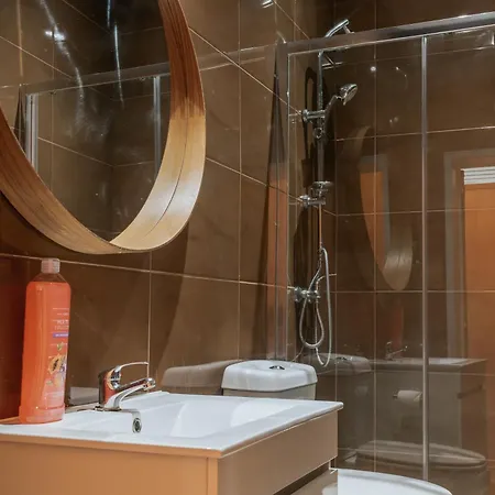 Aquilla's Family 104 By Mycelia Gæstehus *